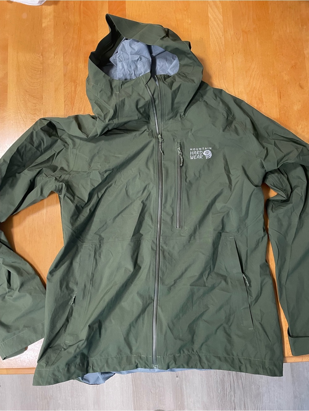 Mountain Hardwear Men's Green Waterproof Rain Jacket